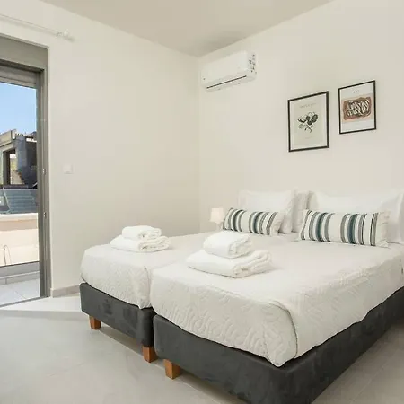 公寓 Cozy In The Heart Of Rhodes Center