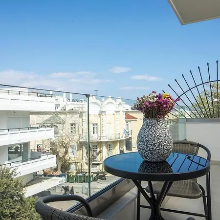 公寓 Cozy In The Heart Of Rhodes Center Rhodes City