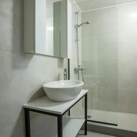 Cozy In The Heart Of Rhodes Center Lejlighed